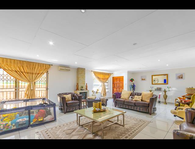 4 BEDROOM HOUSE FOR SALE IN BOSKRUIN